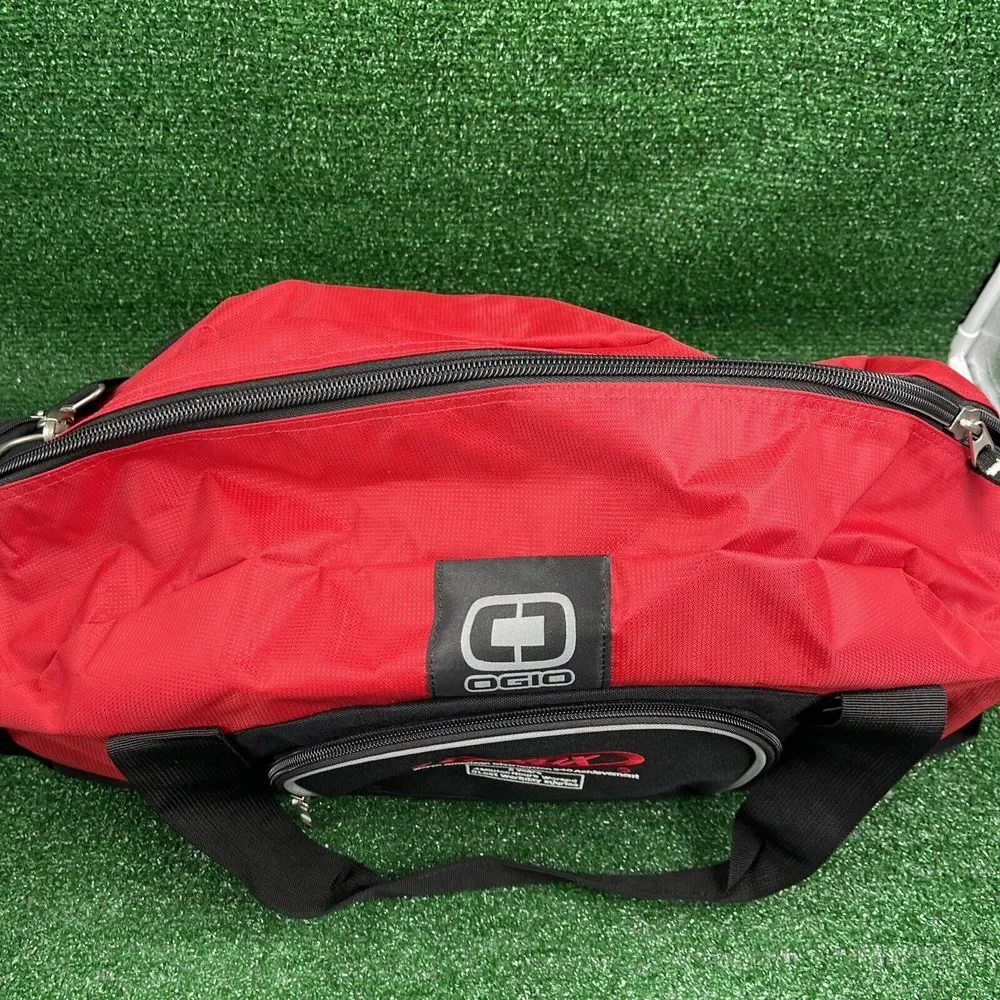 OGIO‎ Lennox Logo Big Dome Large Gym Travel Duffle Bag Red Black 21